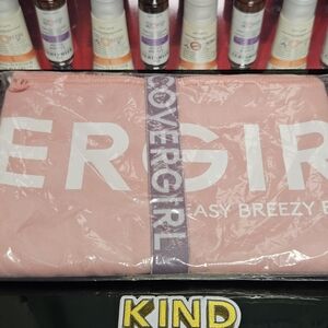 Covergirl Easy Breezy Pink Drying Towel💖 Brand New | Never Used